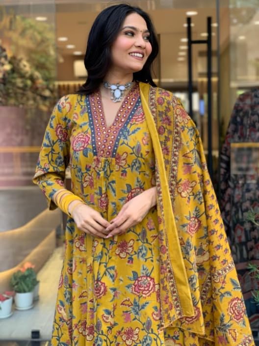 LookMark Women Cotton Blend Floral Printed Kurta Plazzo Set with Dupatta Suitable For Every Indian Occasion