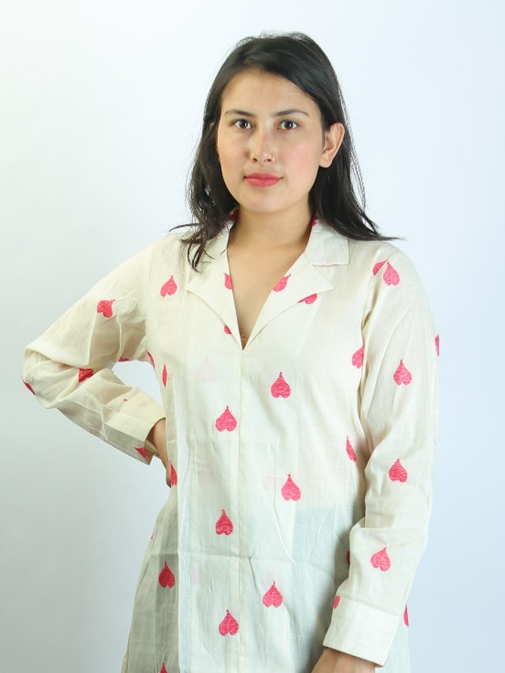 Women floral embroidered thread kurti