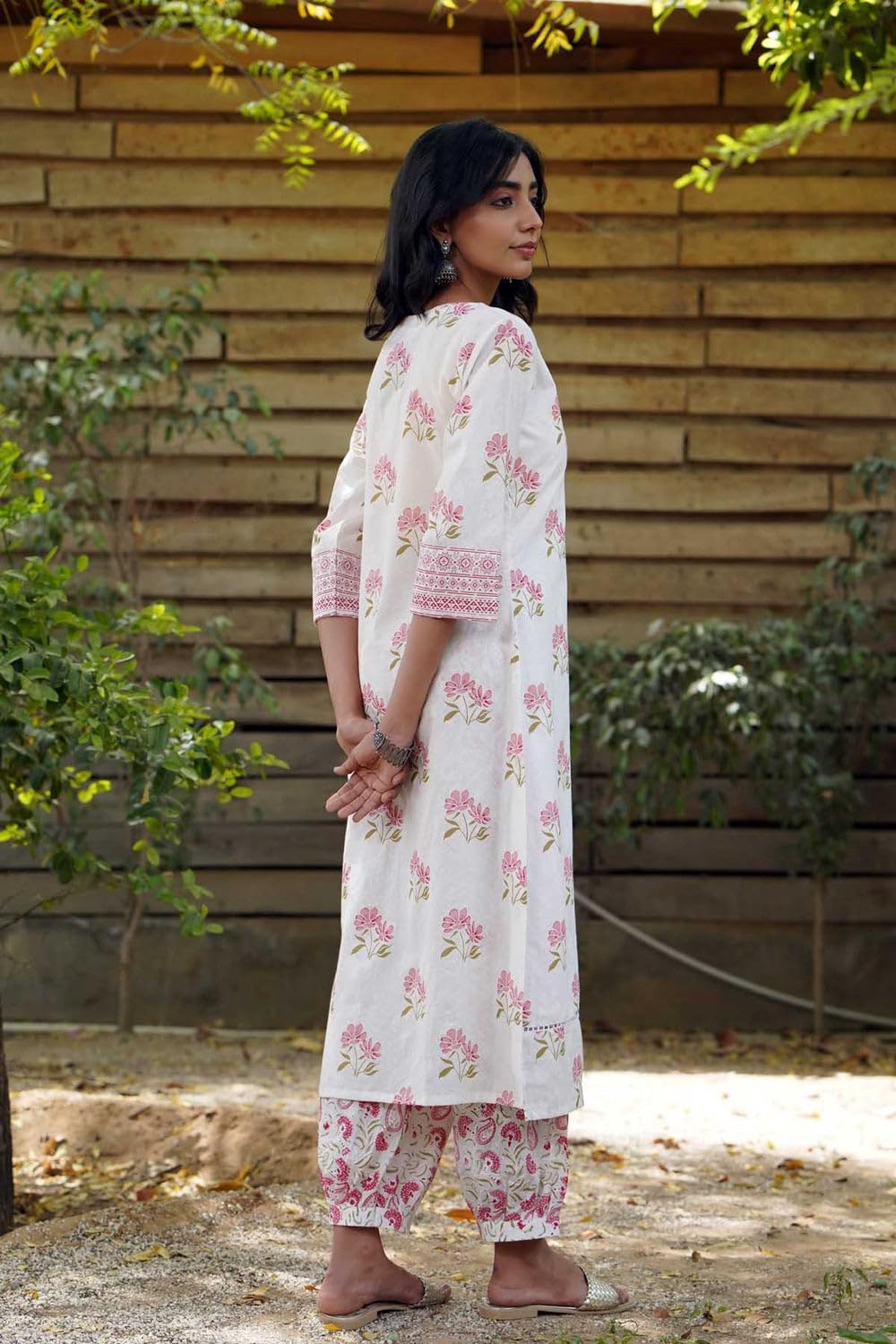 LookMark Women's Printed Cotton Blend Straight Kurta and Pant Set | Kurta Set for Women | Women Kurta | Women Kurta Sets Kurtis | Women Kurta Pant Set