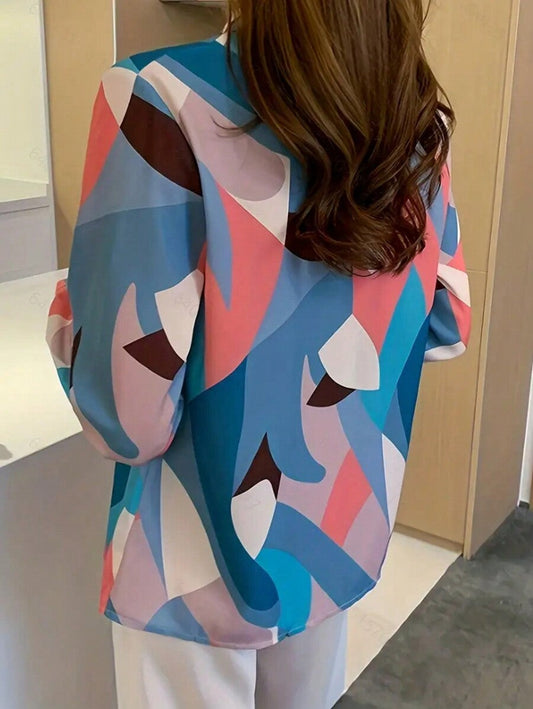 🎨 Retro Color Curve Abstract Shirt – Statement Elegance for Modern Women WesternStitch