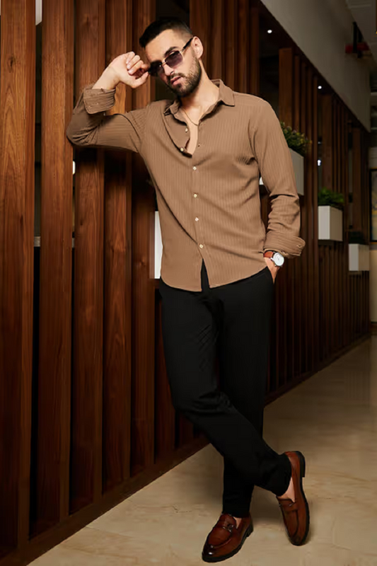 Men Regular Fit Self Design Spread Collar Casual Shirt