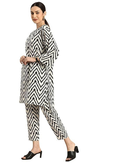 LookMark Women's Printed Cotton Blend Straight Kurta Pant Set - Elegant Ethnic Wear Ensemble for Modern Women, Perfect for Any Occasion