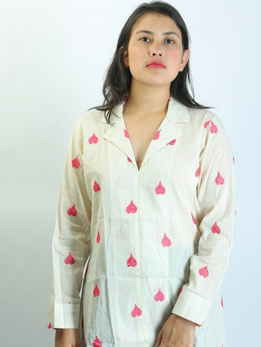 Women floral embroidered thread kurti