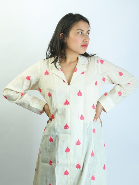 Women floral embroidered thread kurti
