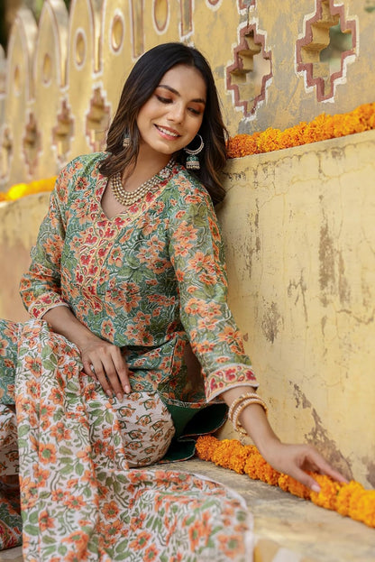 LookMark Cotton Blend Women Kurta Set: Where Tradition Meets Trend: Stay Fashion-Forward Yet Rooted In Tradition With Our Stylish Ethnic Sets!