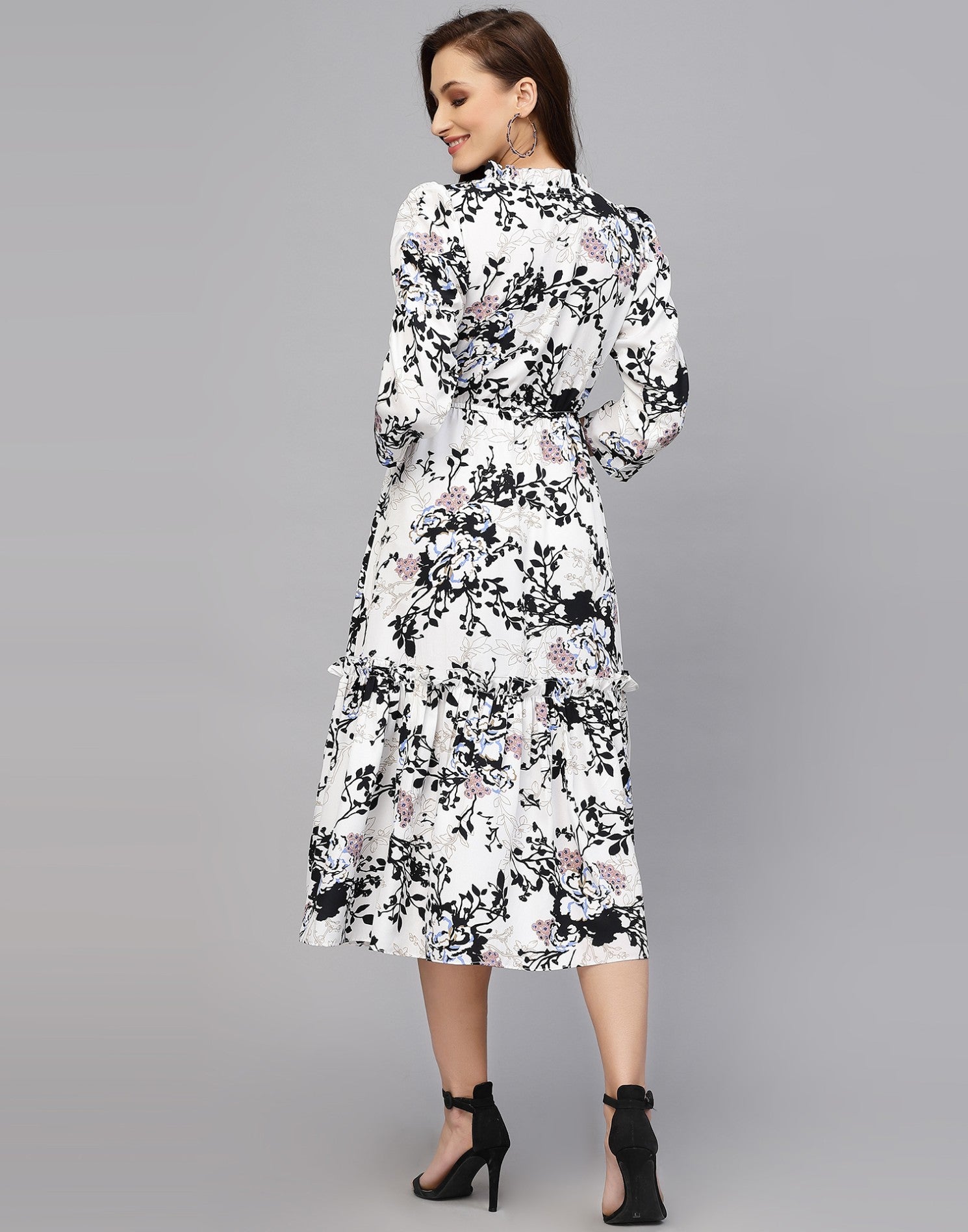 WesternStitch Women's Crepe Floral Printed Ruffled Western Maxi Dress WesternStitch