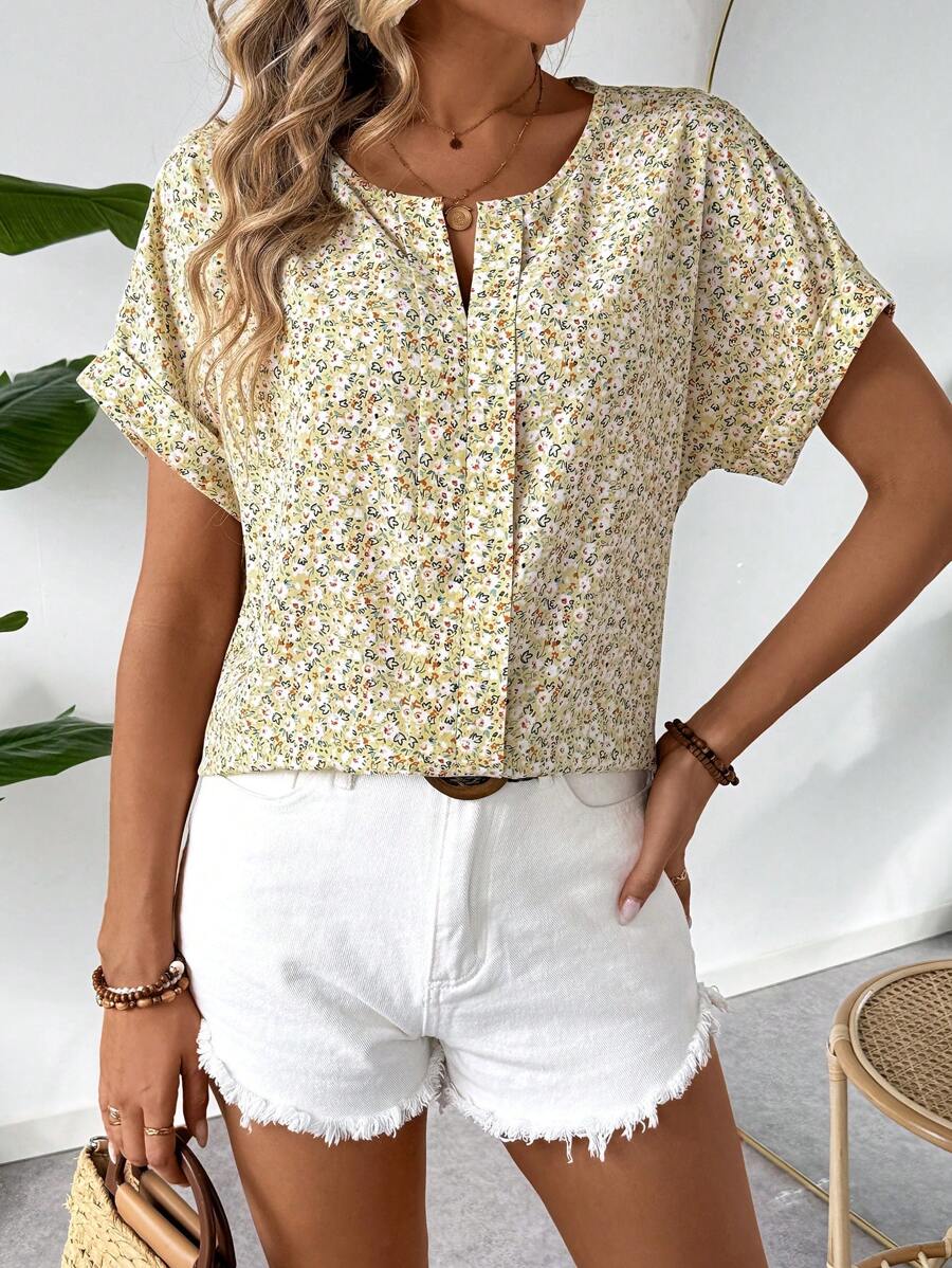 WesternStitchAbstract Stripe Print Rolled-Up Short Sleeves Round Neckline Relaxed Fit Top For Women & Girls 
