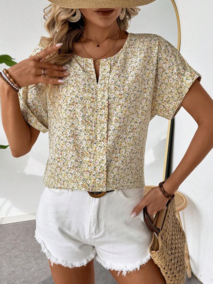 WesternStitchAbstract Stripe Print Rolled-Up Short Sleeves Round Neckline Relaxed Fit Top For Women & Girls 
